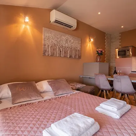 Deluxe Bambi With Panoramic View * Zadar