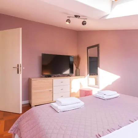 Deluxe Bambi With Panoramic View Apartament Zadar