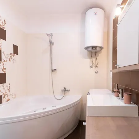 Deluxe Bambi With Panoramic View Apartament Zadar